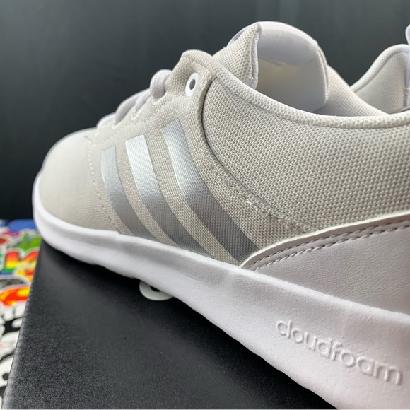 Adidas QT Racer 2.0 Silver Women’s Various Sizes - Picture 8 of 13
